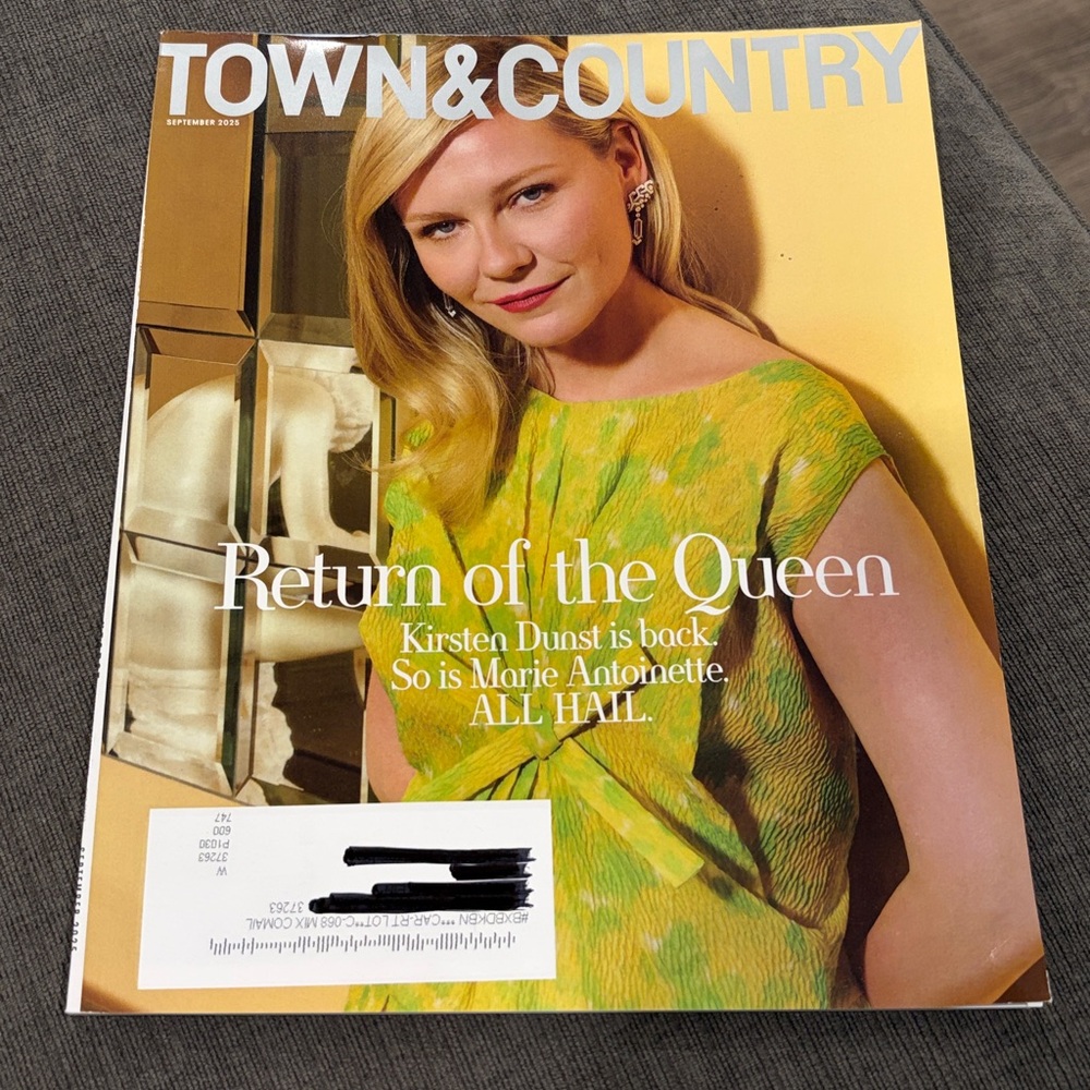 Town & Country Magazine - September 2025 - Kirsten Dunst - NEW!  magazines movie